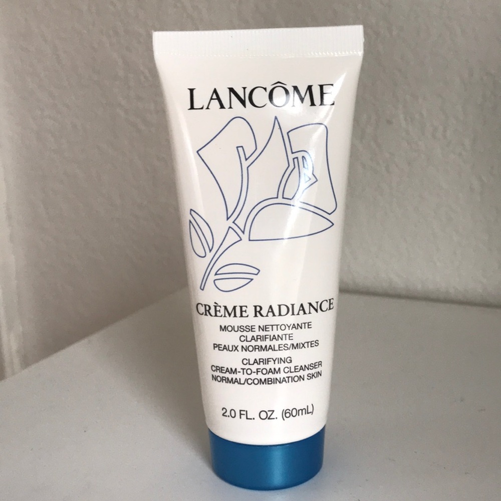 CRÈME RADIANCE CREAM TO FOAM CLEANSER